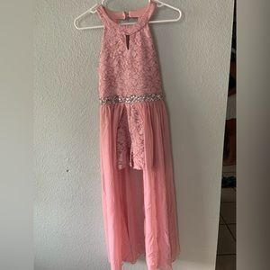 True to size (not stretchy) no tags but never worn.